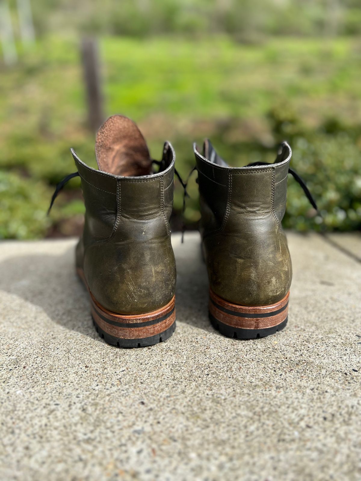 Photo by jshum on February 5, 2023 of the Viberg Service Boot in Horween Olive Chromepak.