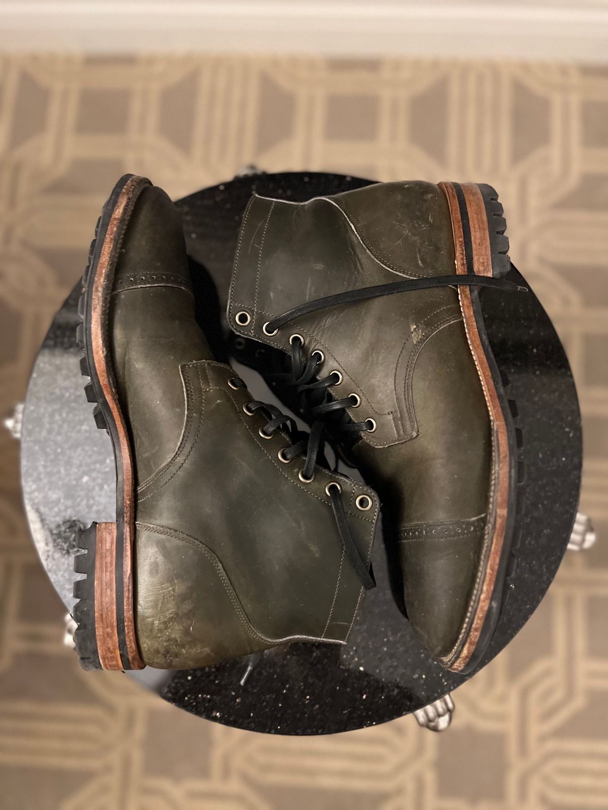 Photo by jshum on March 6, 2023 of the Viberg Service Boot in Horween Olive Chromepak.