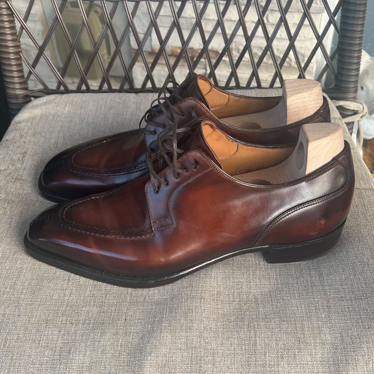 Photo by wishoeguy on November 1, 2023 of the Antonio Meccariello Centurion in Horween Unglazed Natural Shell Cordovan.
