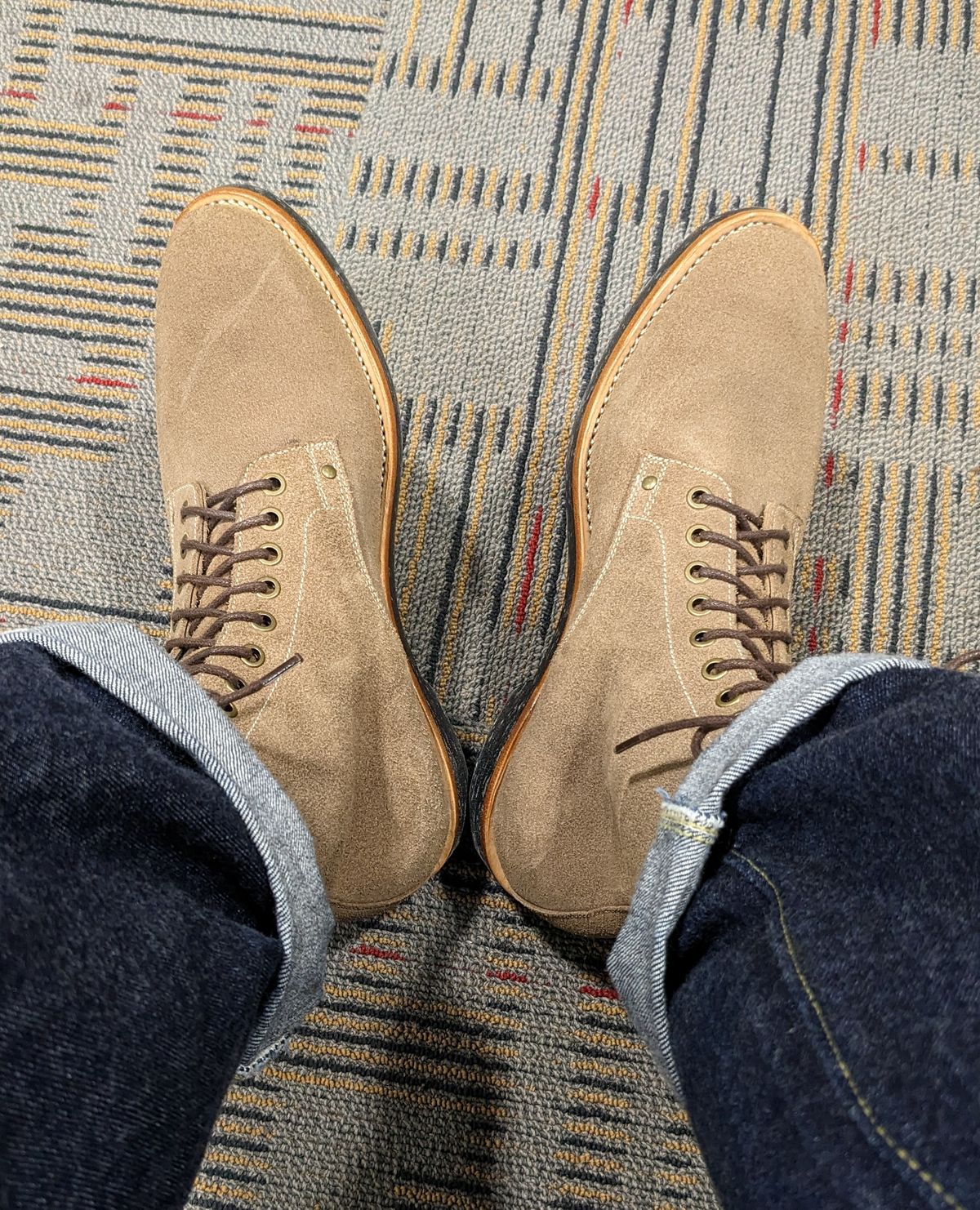 Photo by dreadnatty08 on April 21, 2023 of the Benzein TDD-01 Boot in Horween Natural Chromexcel Roughout.