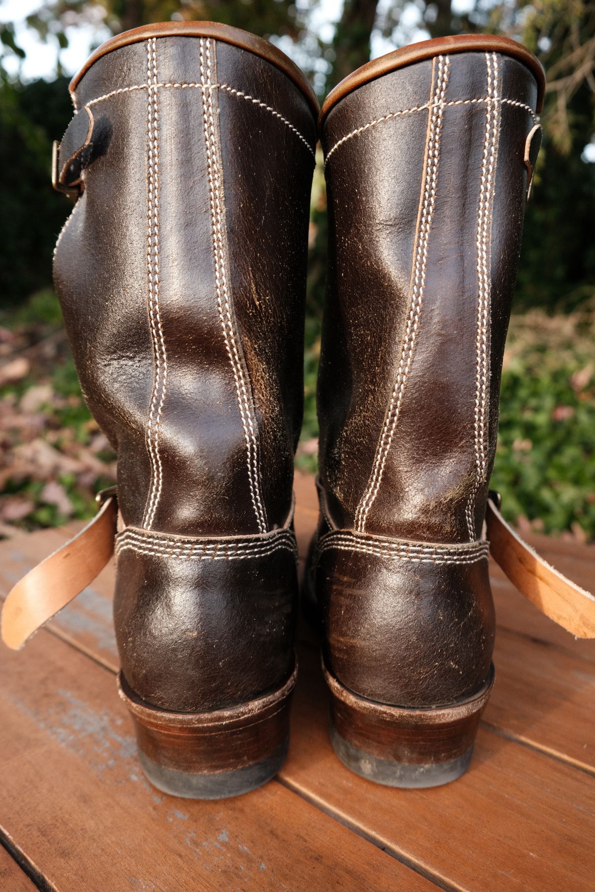 Photo by dreadnatty08 on November 4, 2024 of the Willie's Handmade Boots Custom Model in Horween Dark Olive Waxed Flesh.