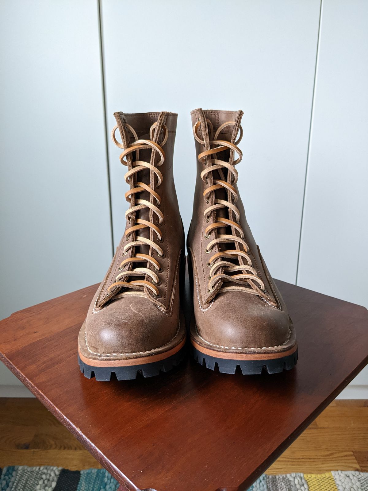 Photo by dreadnatty08 on October 1, 2022 of the Willie's Handmade Boots V3 Workboot in Horween Natural Rowdy.