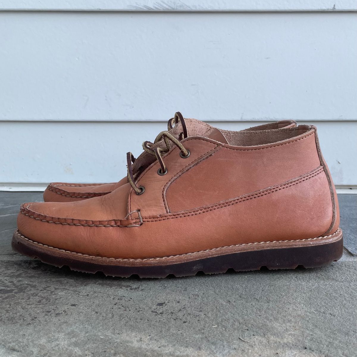 Photo by JP_18 on November 4, 2022 of the Rancourt & Co. Acadia Chukka Redux in Horween Natural Essex.