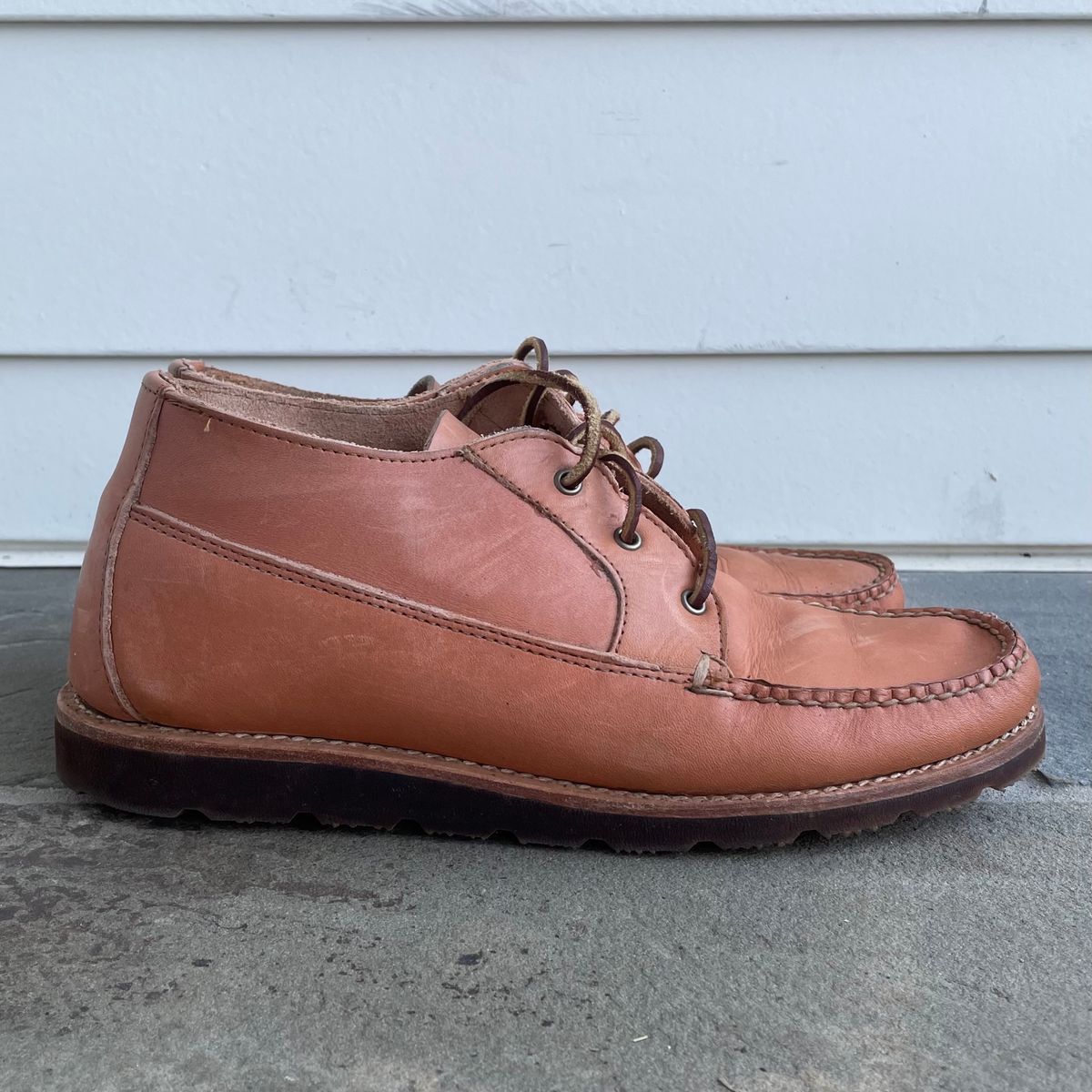 Photo by JP_18 on November 4, 2022 of the Rancourt & Co. Acadia Chukka Redux in Horween Natural Essex.