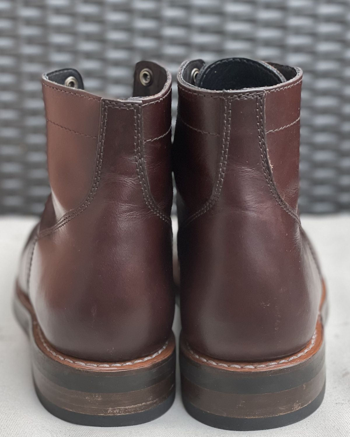 Photo by JP_18 on December 3, 2021 of the Thursday Captain in Horween Brown Chromexcel.