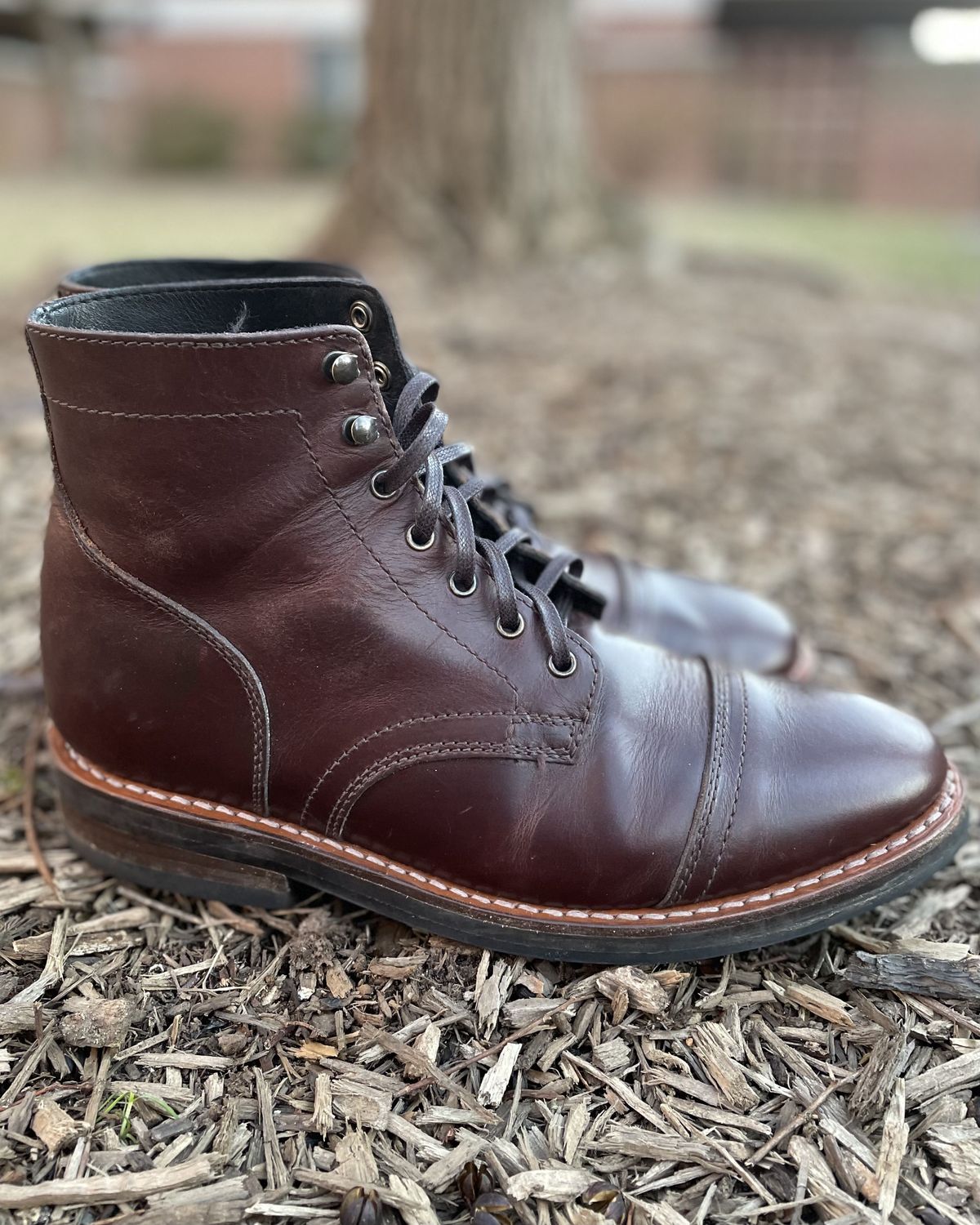 Photo by JP_18 on February 5, 2022 of the Thursday Captain in Horween Brown Chromexcel.