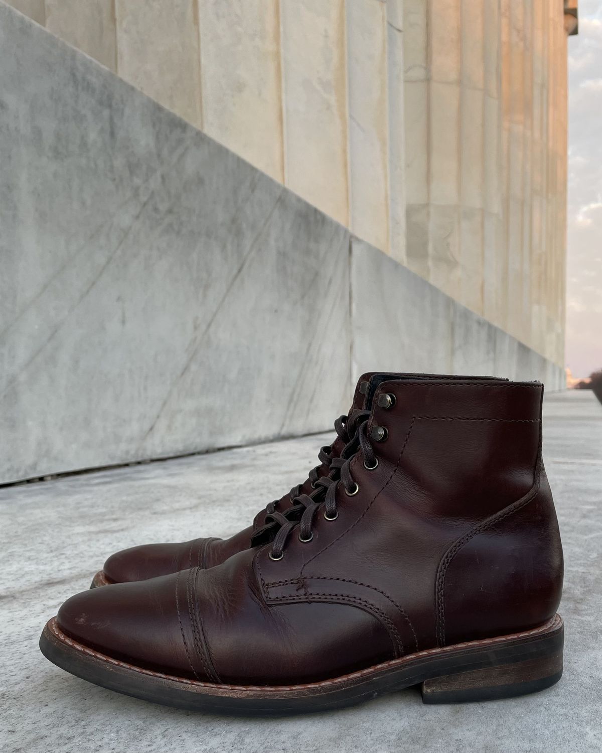 Photo by JP_18 on March 6, 2022 of the Thursday Captain in Horween Brown Chromexcel.