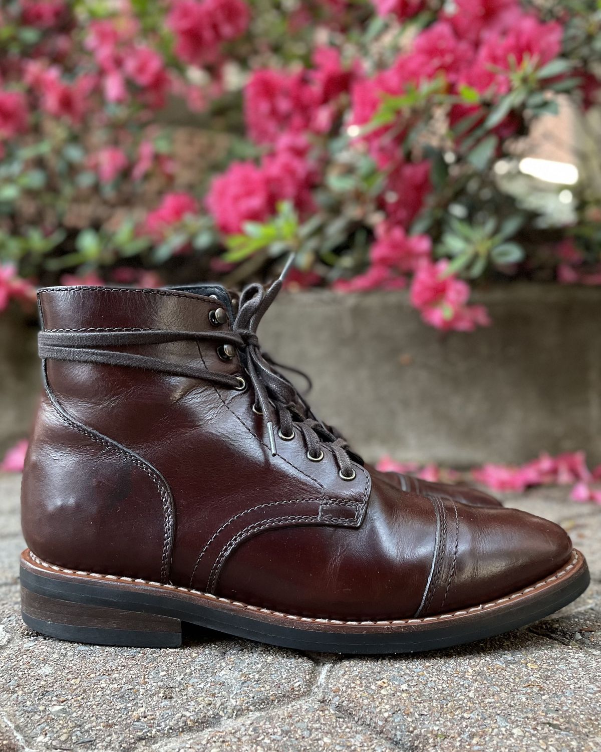 Photo by JP_18 on May 6, 2022 of the Thursday Captain in Horween Brown Chromexcel.