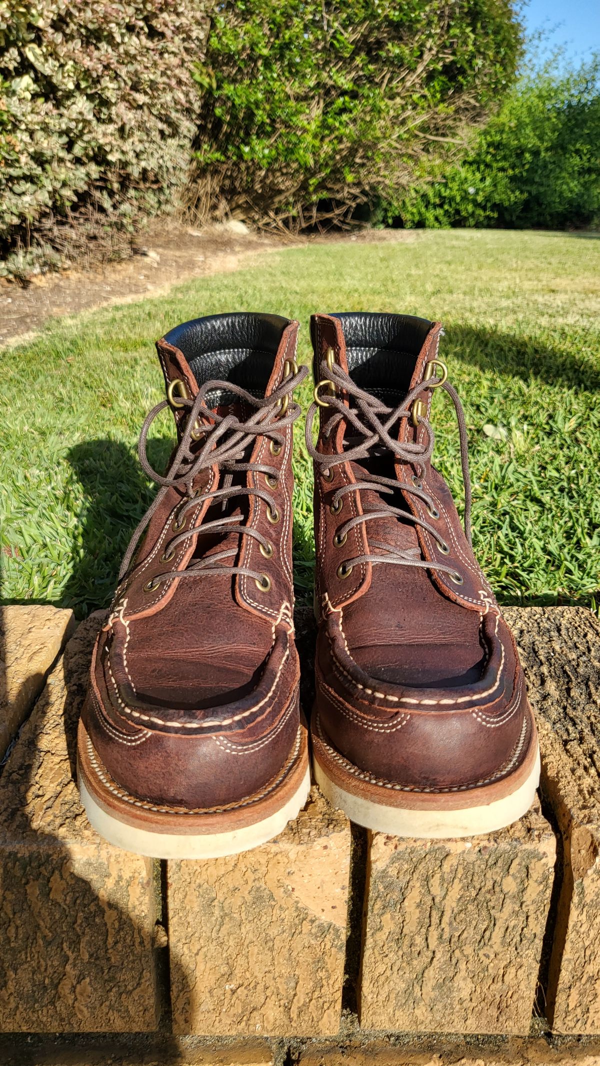 Photo by ajsoo on November 3, 2022 of the Grant Stone Field Boot in C.F. Stead Dark Burgundy Classic Kudu.