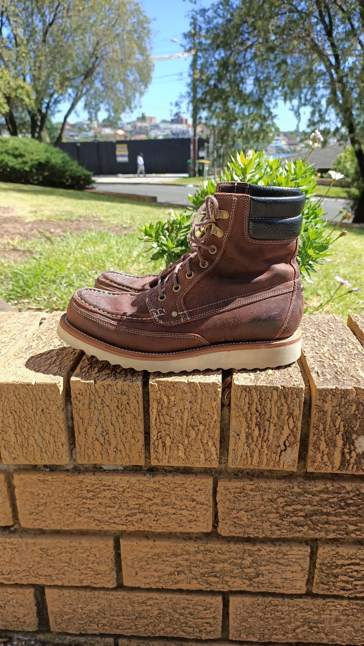 Photo by ajsoo on February 4, 2023 of the Grant Stone Field Boot in C.F. Stead Dark Burgundy Classic Kudu.