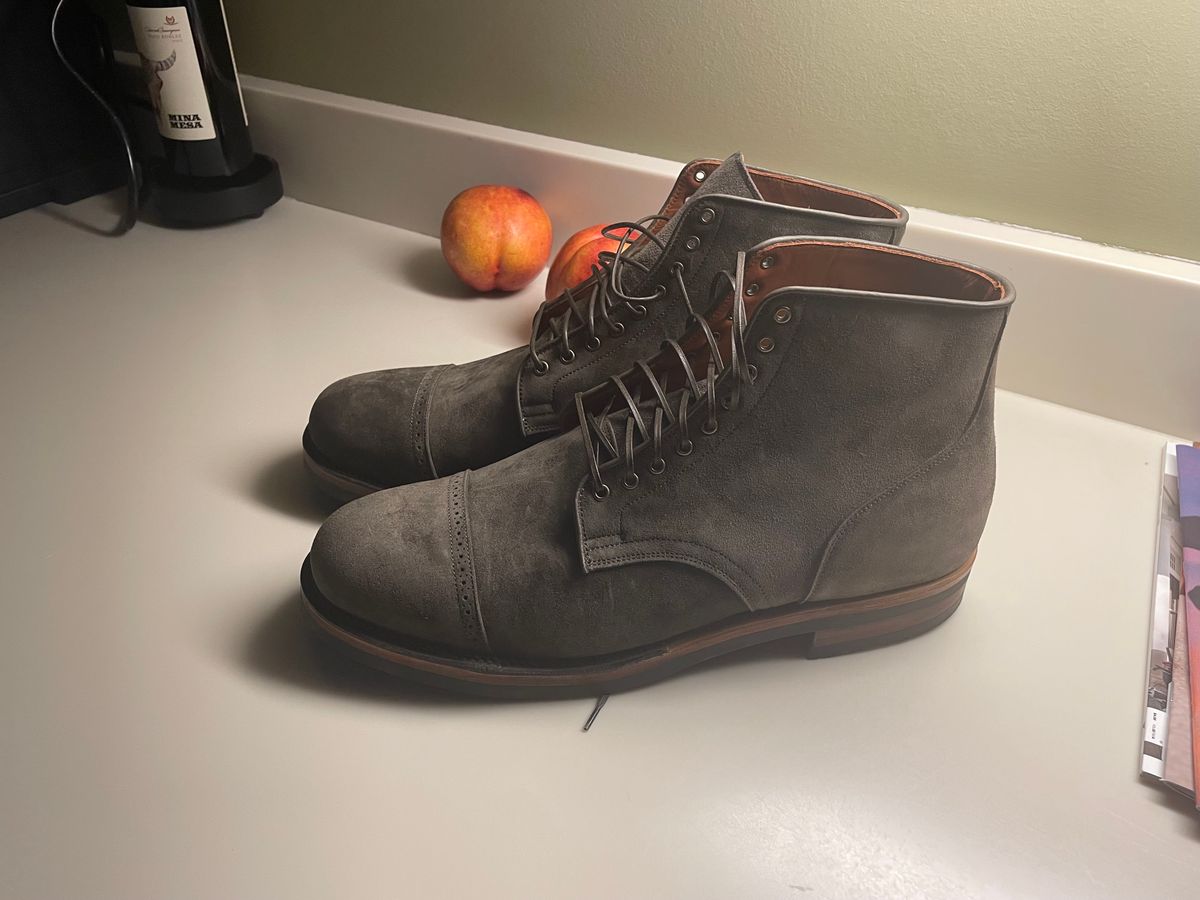 Photo by wonkytoe on August 28, 2023 of the Viberg Service Boot BCT in C.F. Stead Thyme Janus Calf Suede.