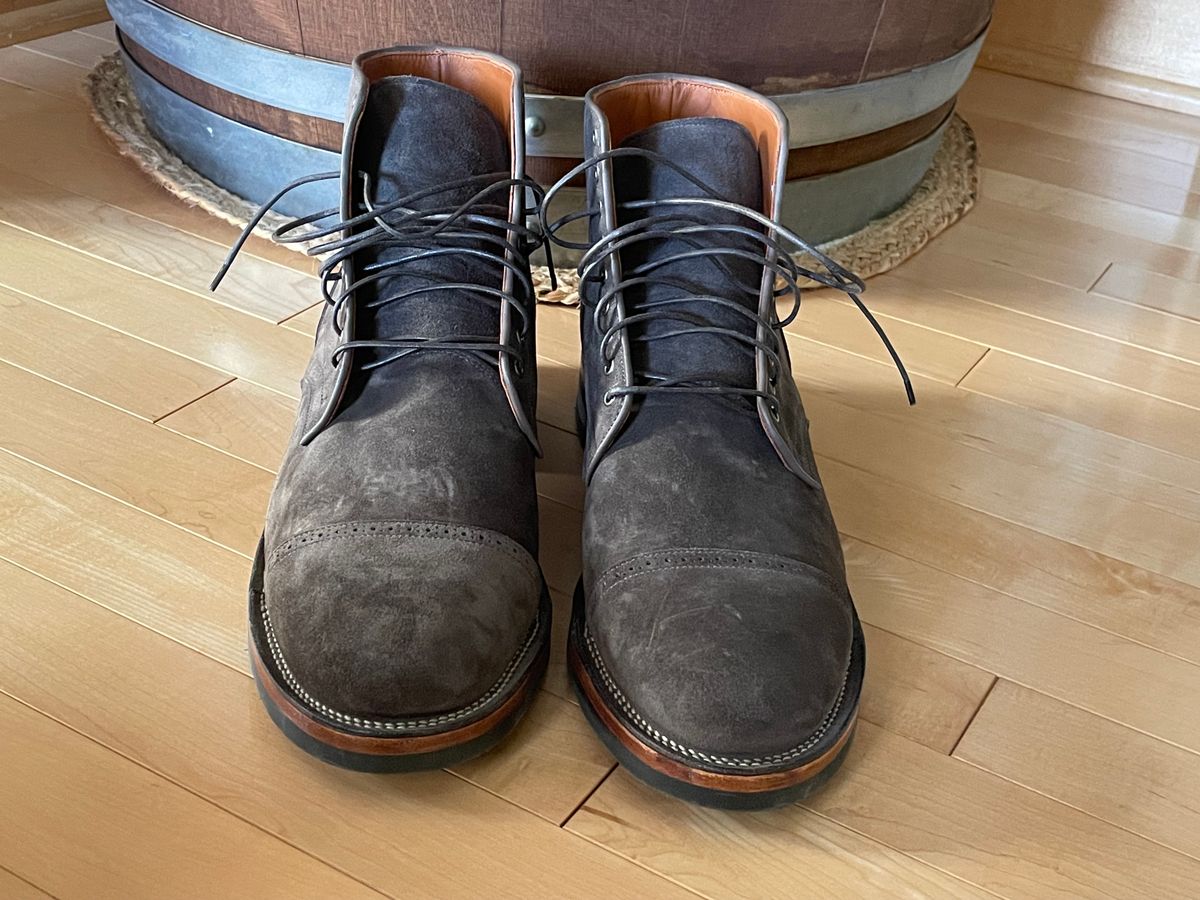 Photo by wonkytoe on October 1, 2023 of the Viberg Service Boot BCT in C.F. Stead Thyme Janus Calf Suede.