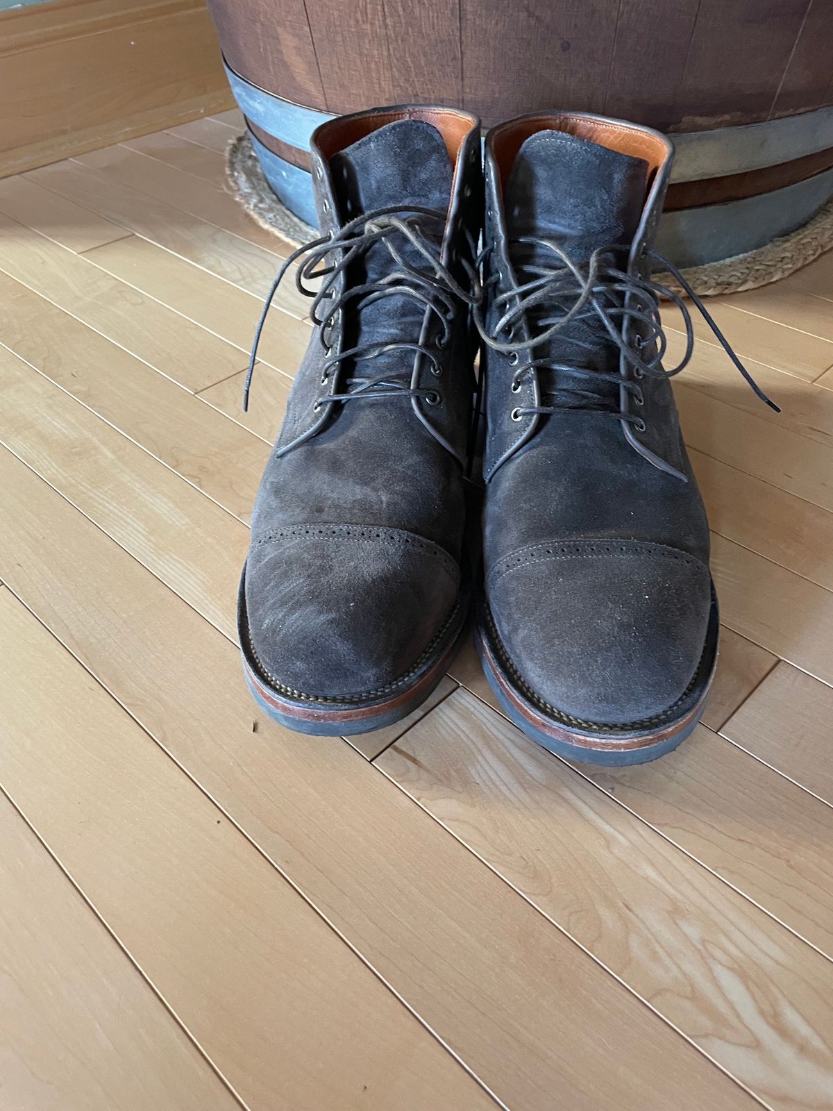 Photo by wonkytoe on November 4, 2023 of the Viberg Service Boot BCT in C.F. Stead Thyme Janus Calf Suede.