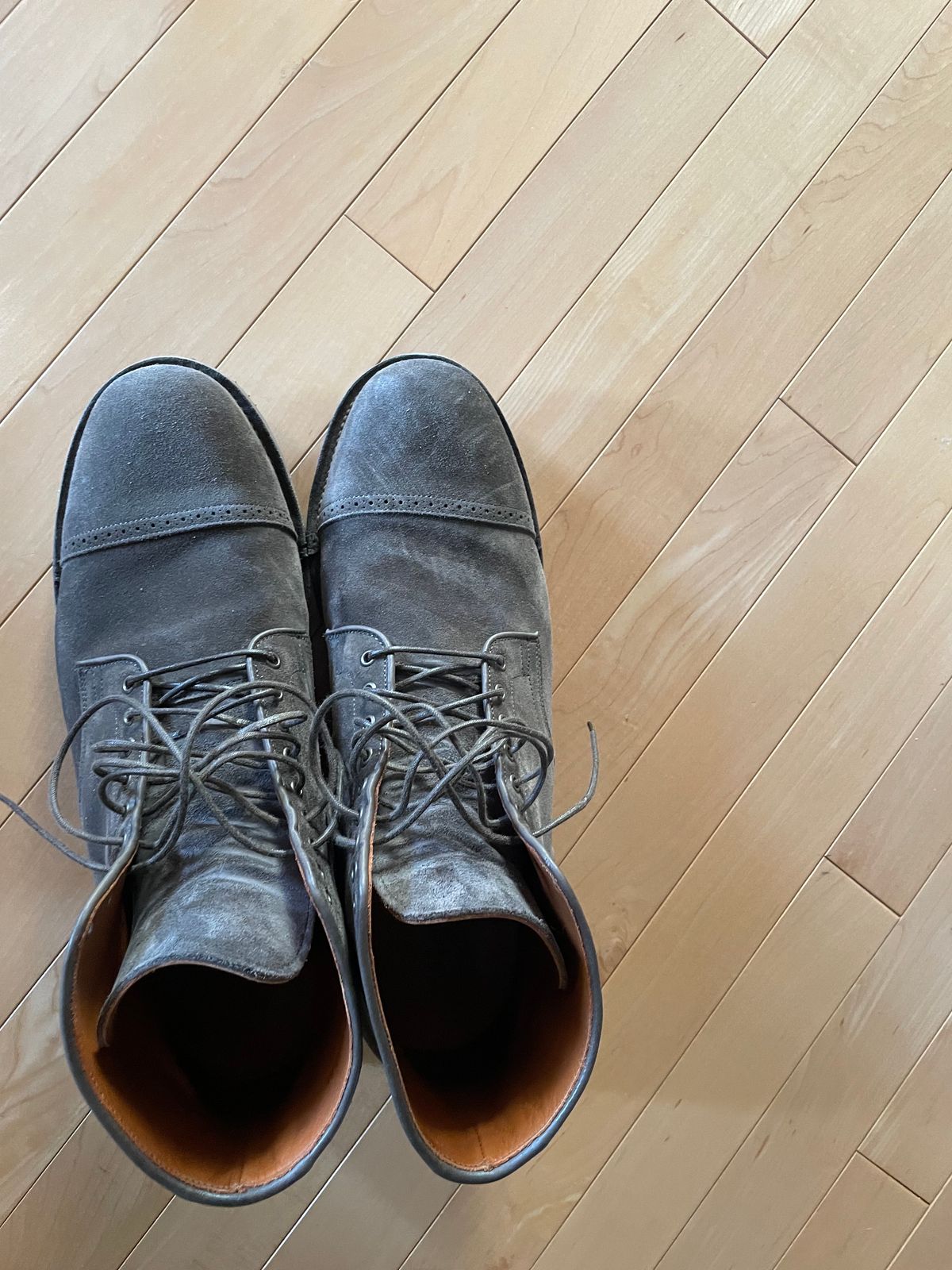 Photo by wonkytoe on November 4, 2023 of the Viberg Service Boot BCT in C.F. Stead Thyme Janus Calf Suede.