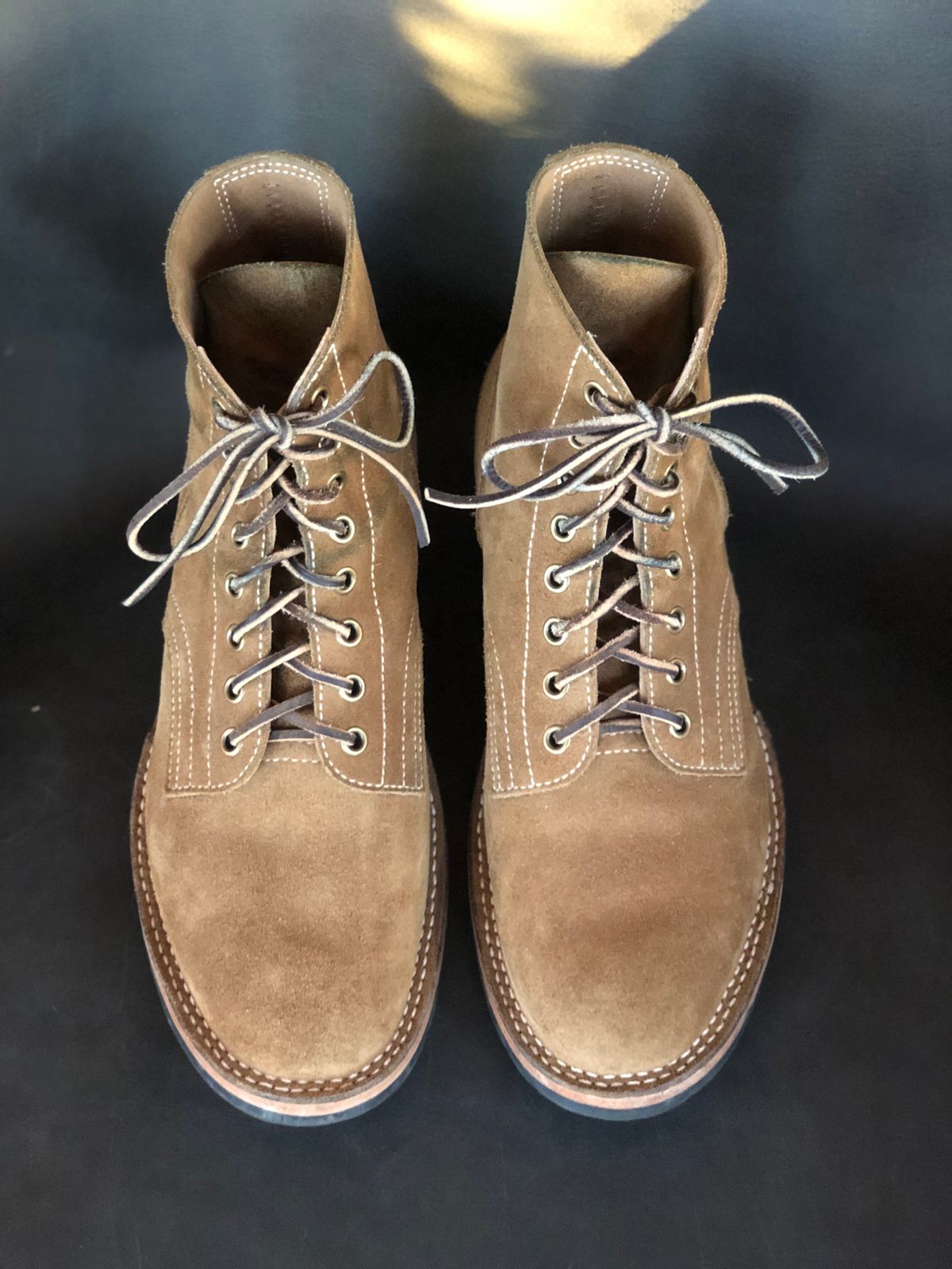 Photo by m.f.bootco on November 5, 2022 of the M.F. Boot Co Boondocker in S.B. Foot Olive Mohave.