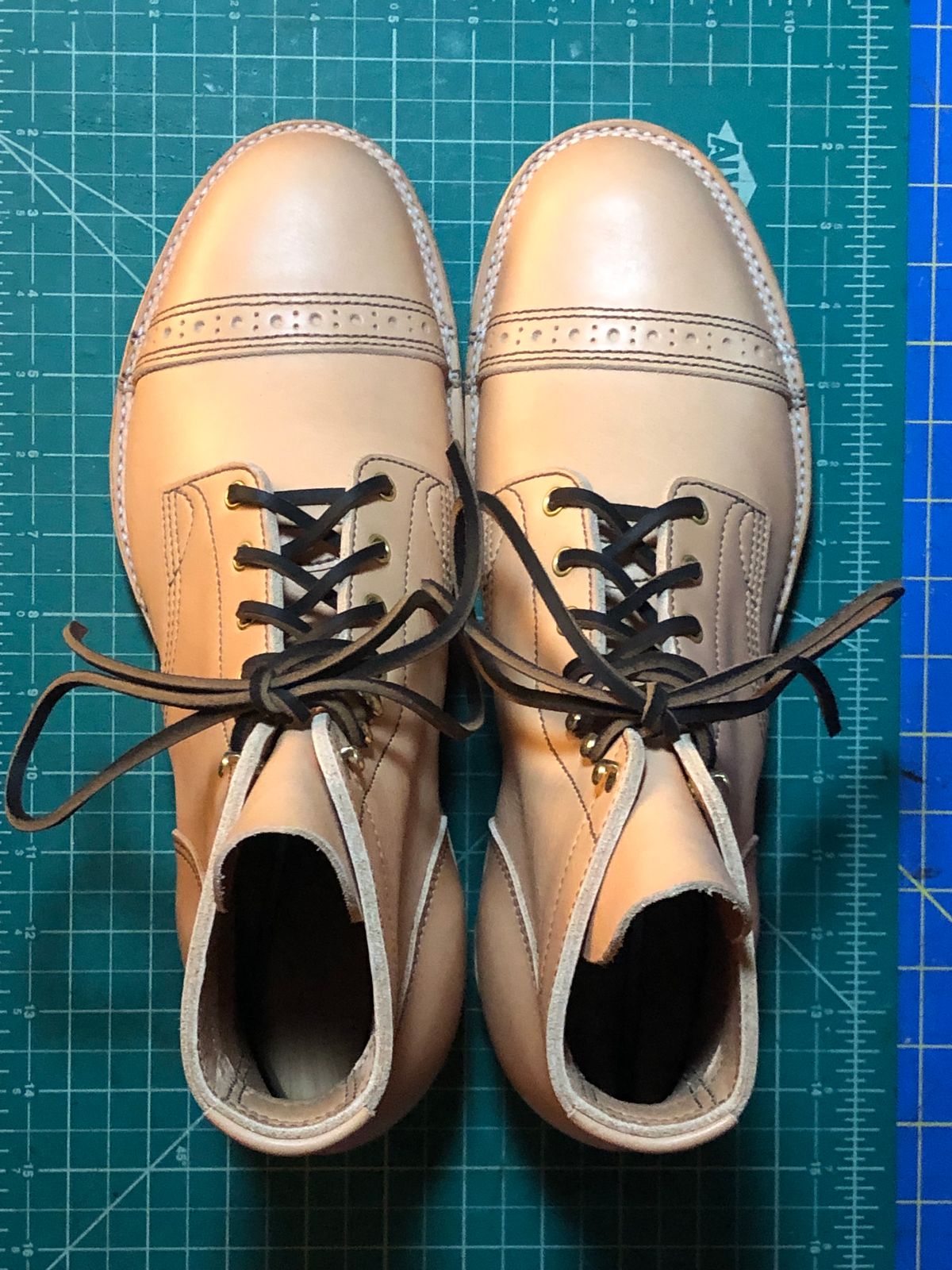 Photo by m.f.bootco on October 2, 2023 of the M.F. Boot Co Service Boot in Sepici Tumbled Waxed Natural Veg Tan.