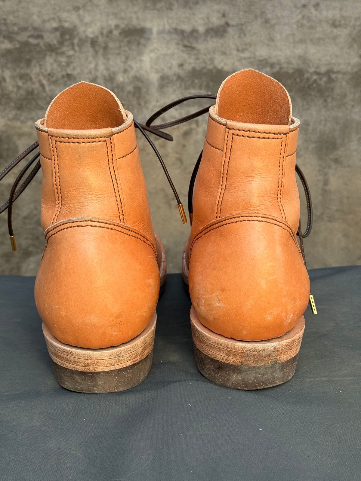 Photo by m.f.bootco on February 4, 2024 of the M.F. Boot Co Service Boot in Sepici Tumbled Waxed Natural Veg Tan.