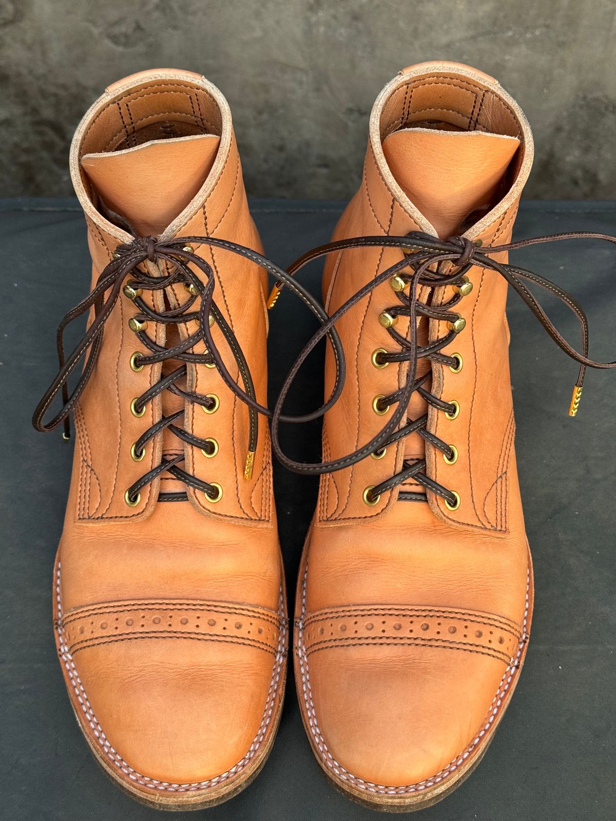 Photo by m.f.bootco on February 4, 2024 of the M.F. Boot Co Service Boot in Sepici Tumbled Waxed Natural Veg Tan.