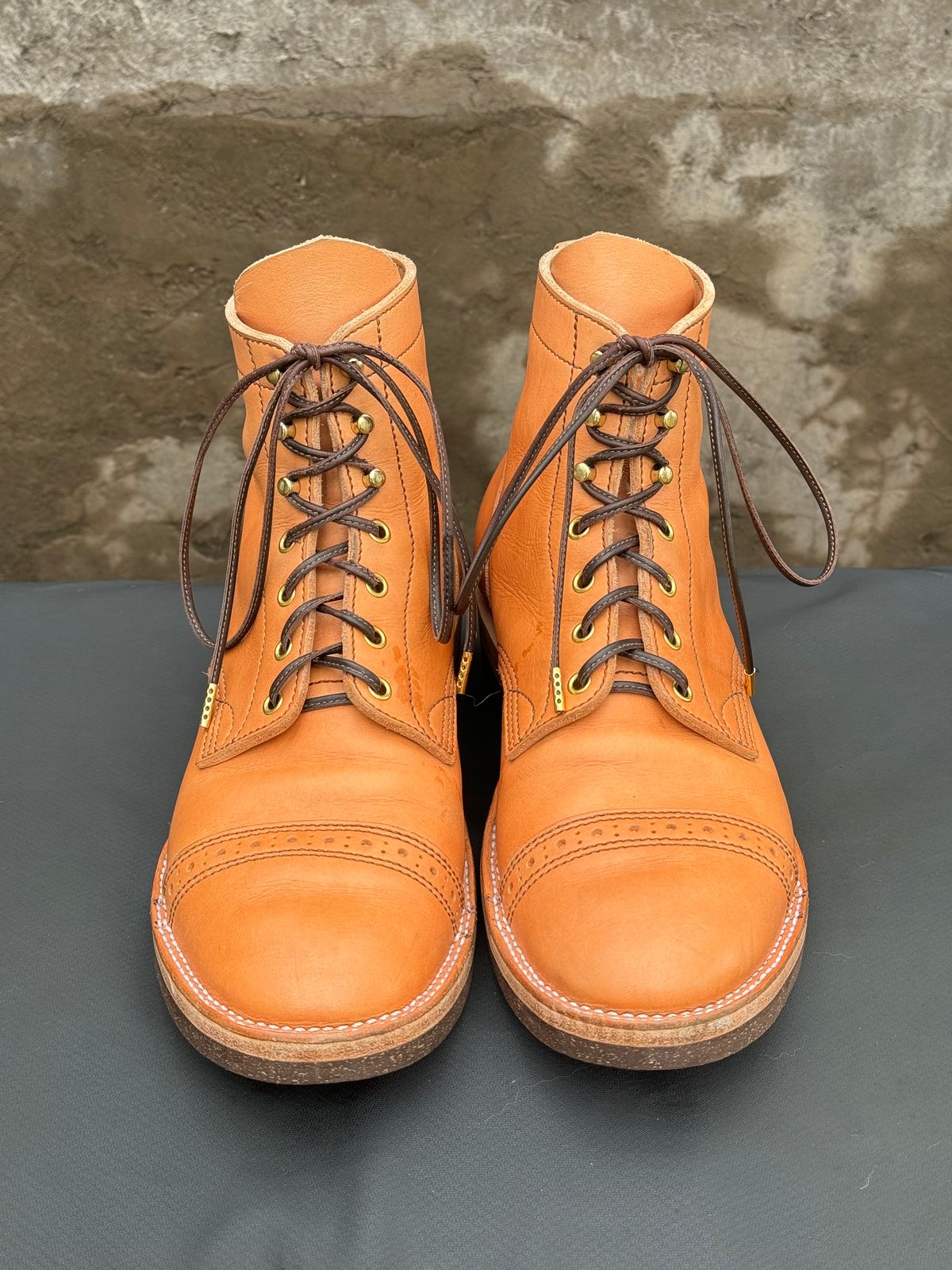 Photo by m.f.bootco on March 5, 2024 of the M.F. Boot Co Service Boot in Sepici Tumbled Waxed Natural Veg Tan.