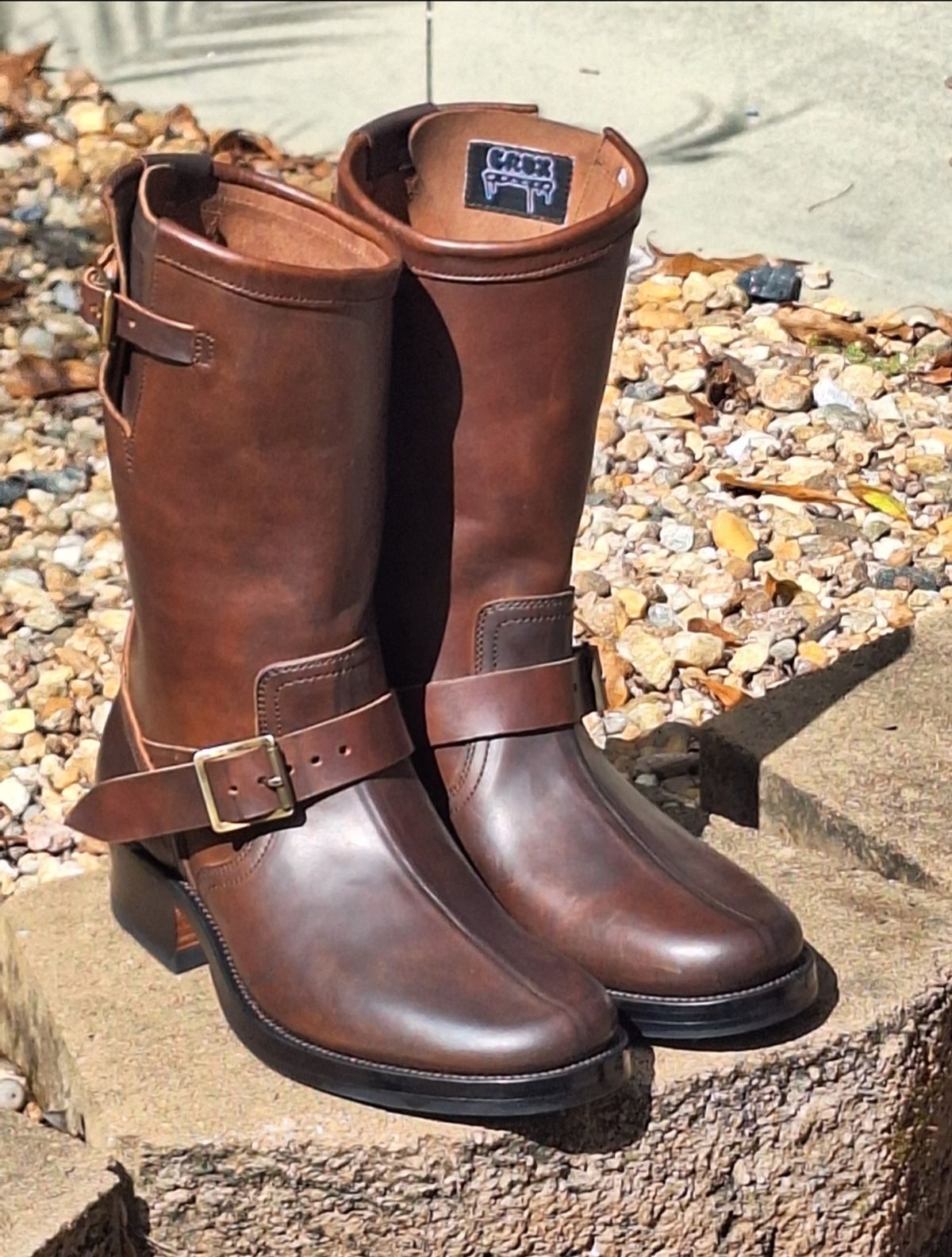 Photo by PatinaTherapist on September 29, 2025 of the Crux Deluxe Engineer in Guidi Dirty Horsebutt.