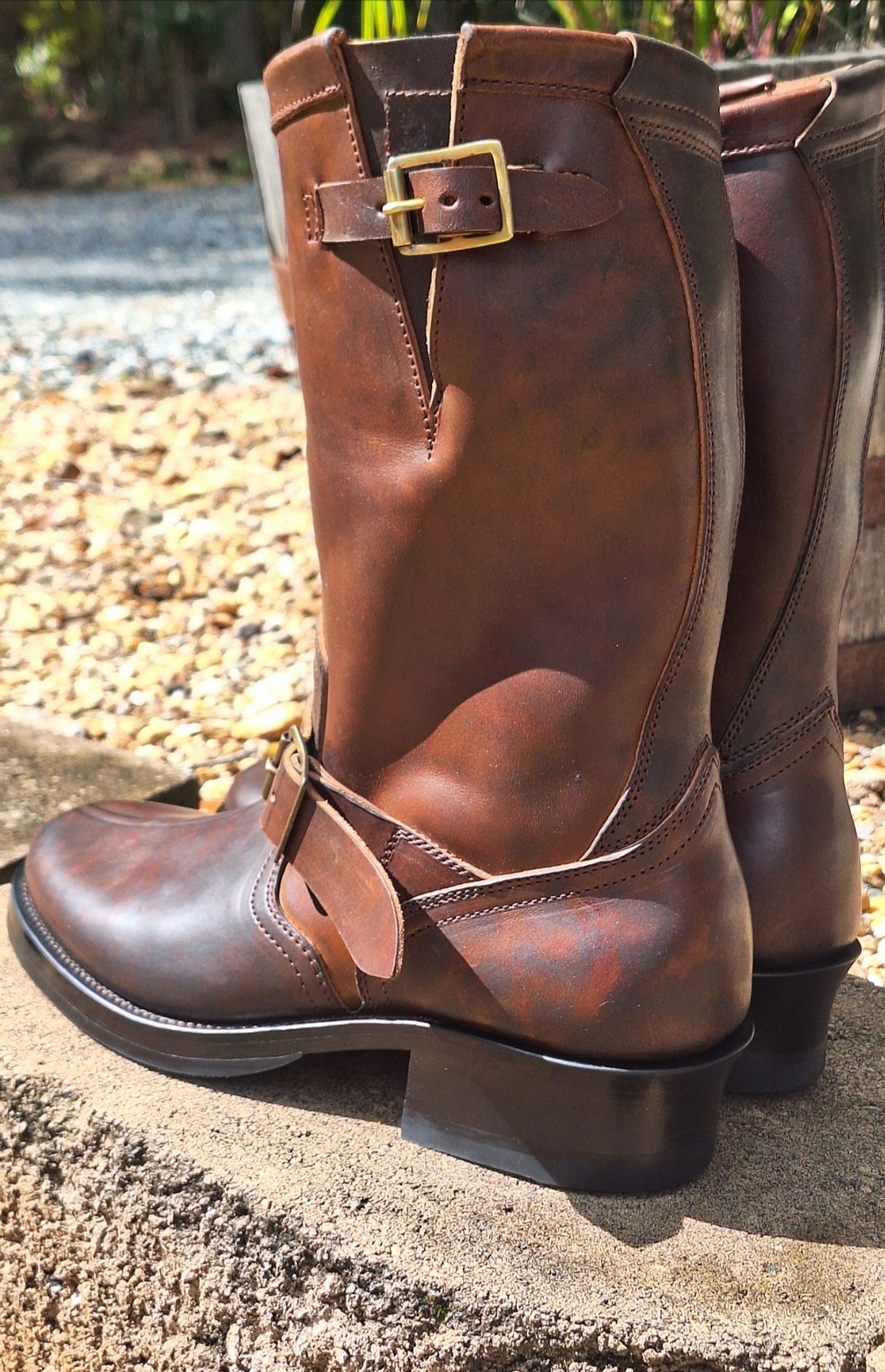Photo by PatinaTherapist on September 29, 2025 of the Crux Deluxe Engineer in Guidi Dirty Horsebutt.