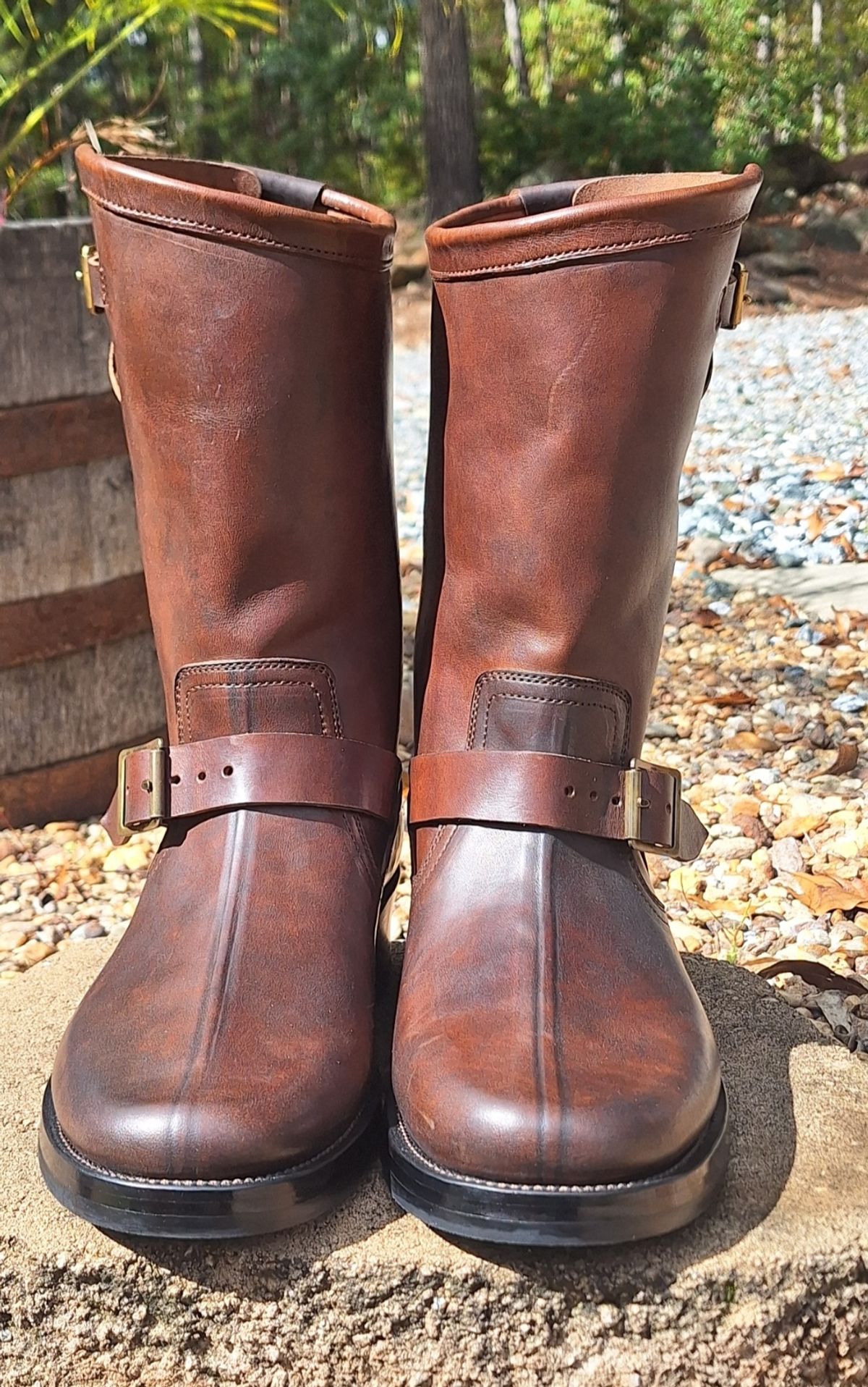 Photo by PatinaTherapist on September 29, 2025 of the Crux Deluxe Engineer in Guidi Dirty Horsebutt.