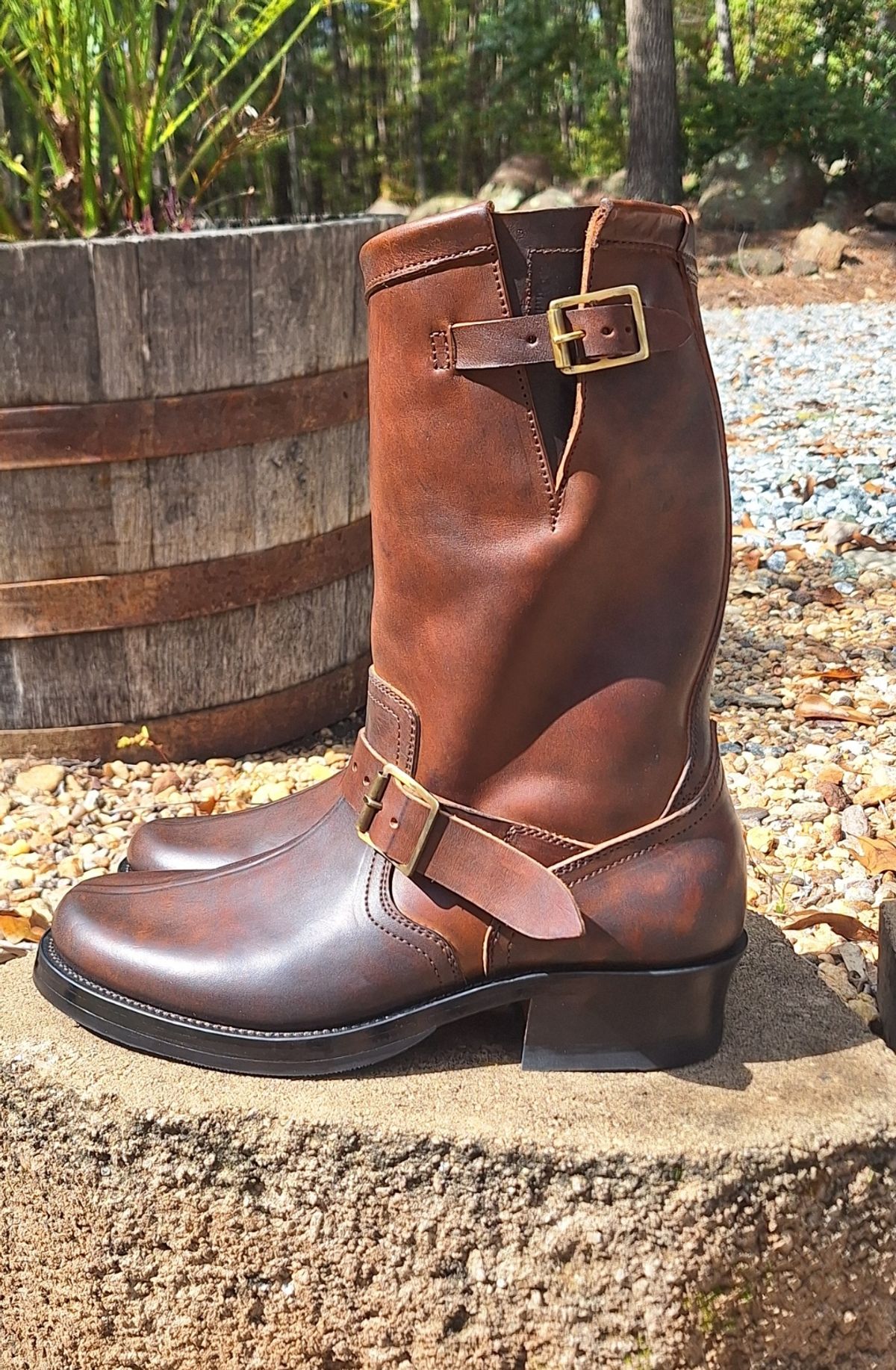 Photo by PatinaTherapist on September 29, 2025 of the Crux Deluxe Engineer in Guidi Dirty Horsebutt.