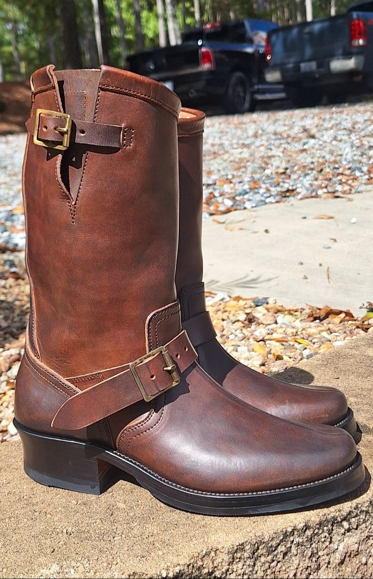 Photo by PatinaTherapist on September 29, 2025 of the Crux Deluxe Engineer in Guidi Dirty Horsebutt.