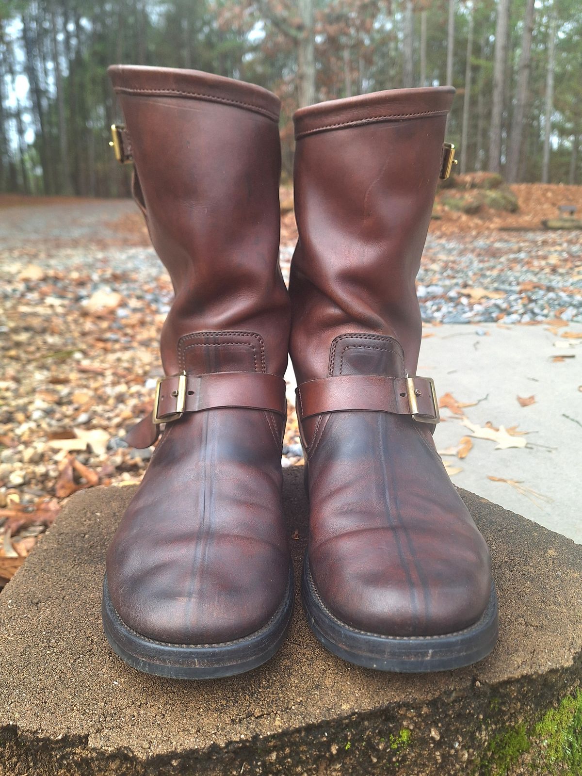 Photo by PatinaTherapist on December 3, 2025 of the Crux Deluxe Engineer in Guidi Dirty Horsebutt.