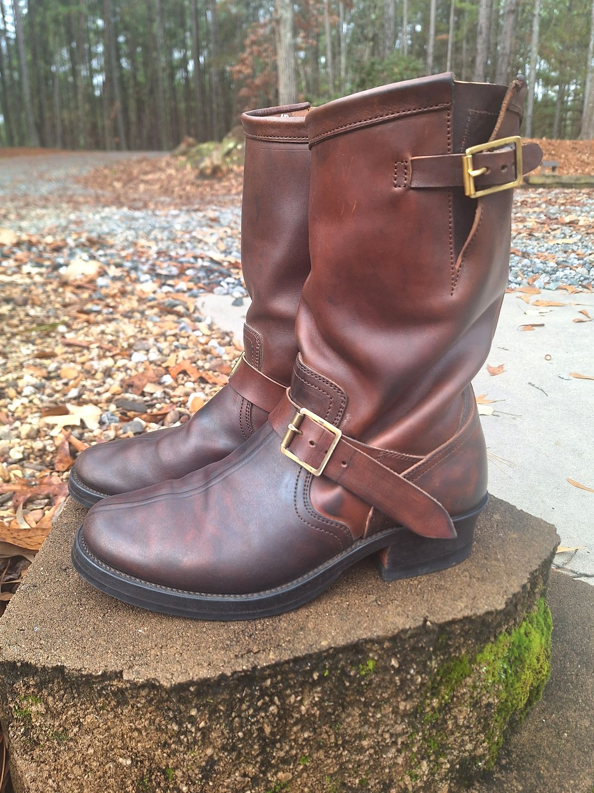 Photo by PatinaTherapist on December 3, 2025 of the Crux Deluxe Engineer in Guidi Dirty Horsebutt.