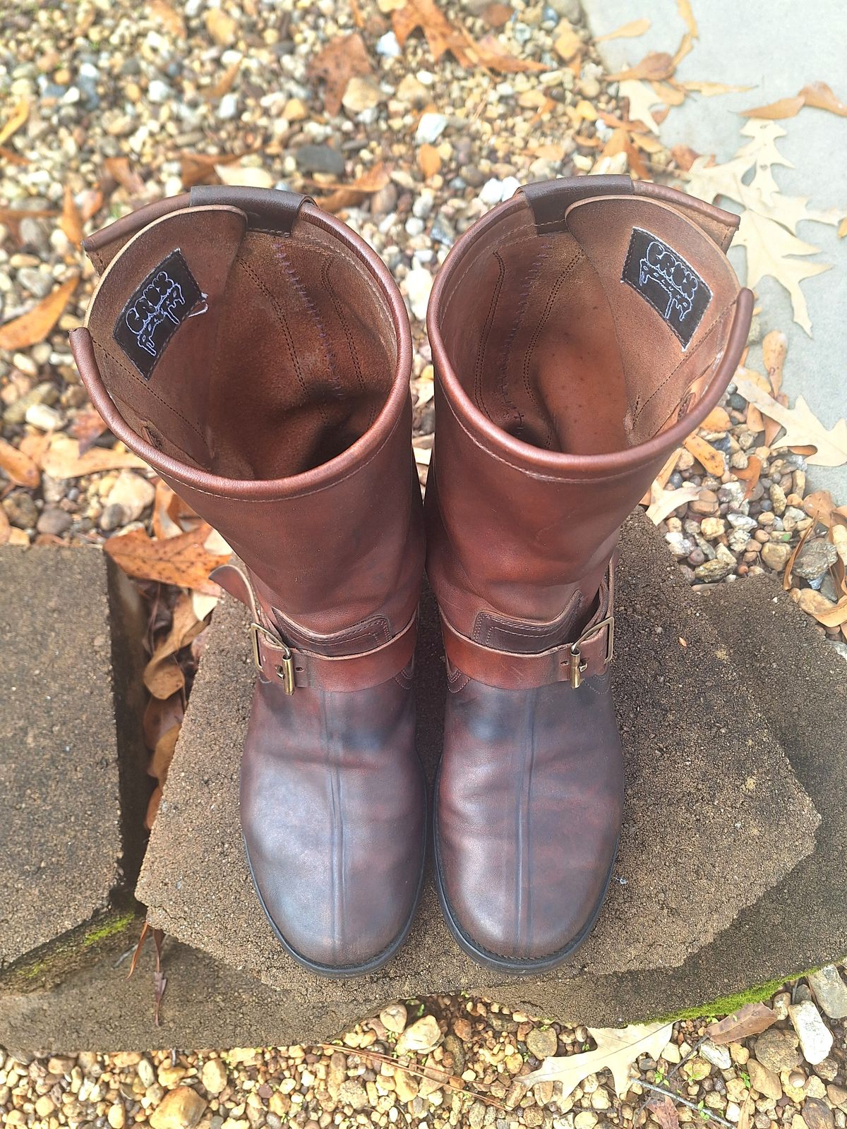 Photo by PatinaTherapist on December 3, 2025 of the Crux Deluxe Engineer in Guidi Dirty Horsebutt.