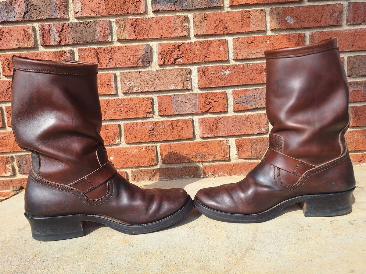 Photo by PatinaTherapist on March 1, 2026 of the Crux Deluxe Engineer in Guidi Dirty Horsebutt.