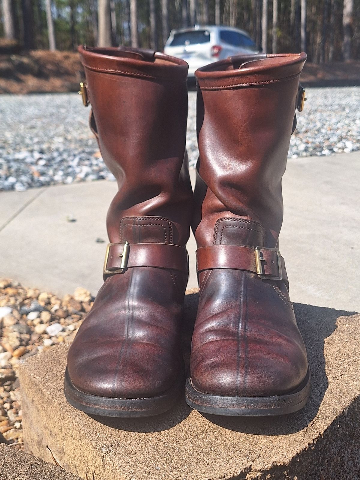 Photo by PatinaTherapist on March 1, 2026 of the Crux Deluxe Engineer in Guidi Dirty Horsebutt.