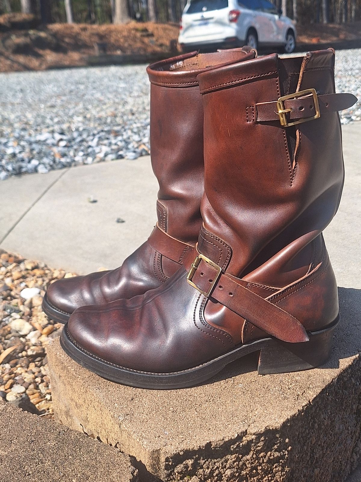 Photo by PatinaTherapist on March 1, 2026 of the Crux Deluxe Engineer in Guidi Dirty Horsebutt.