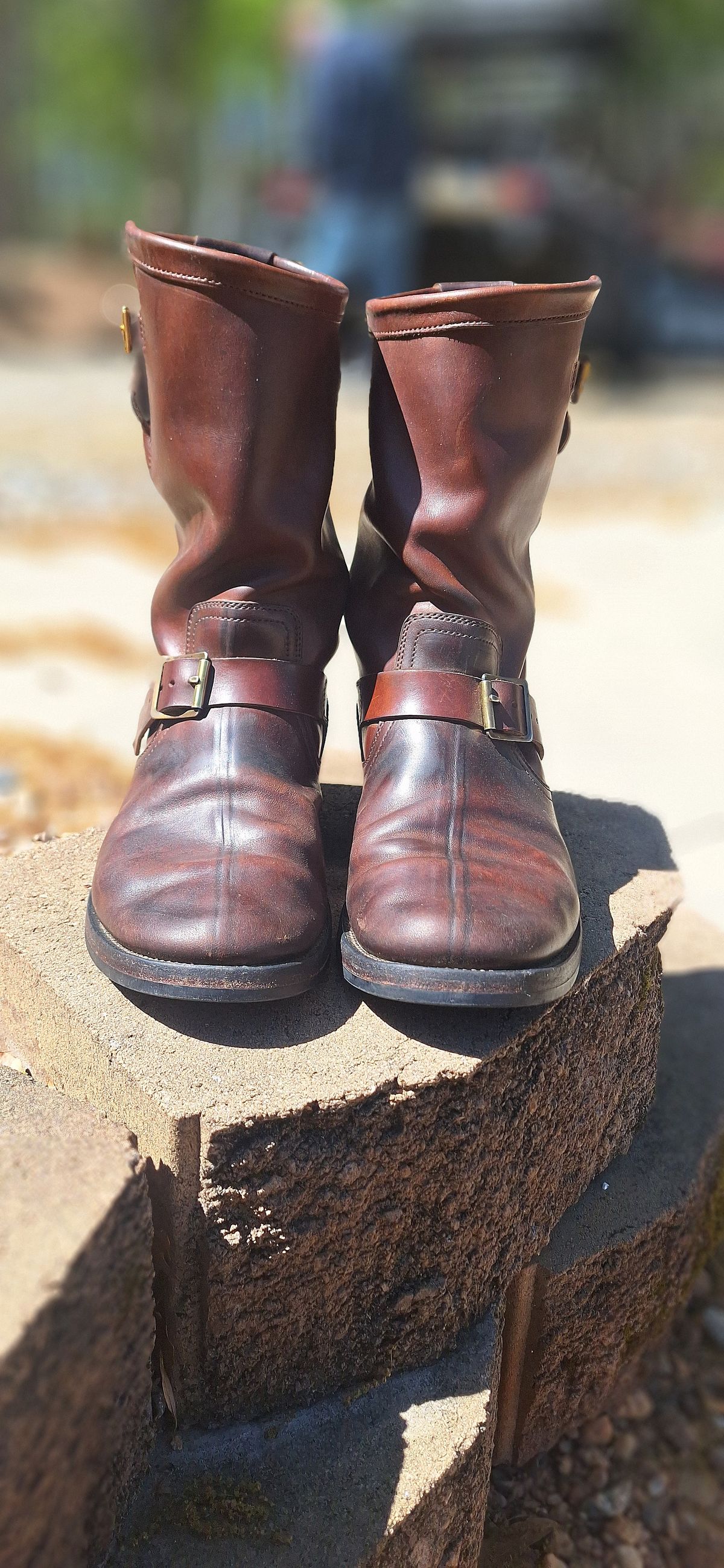 Photo by PatinaTherapist on March 29, 2026 of the Crux Deluxe Engineer in Guidi Dirty Horsebutt.