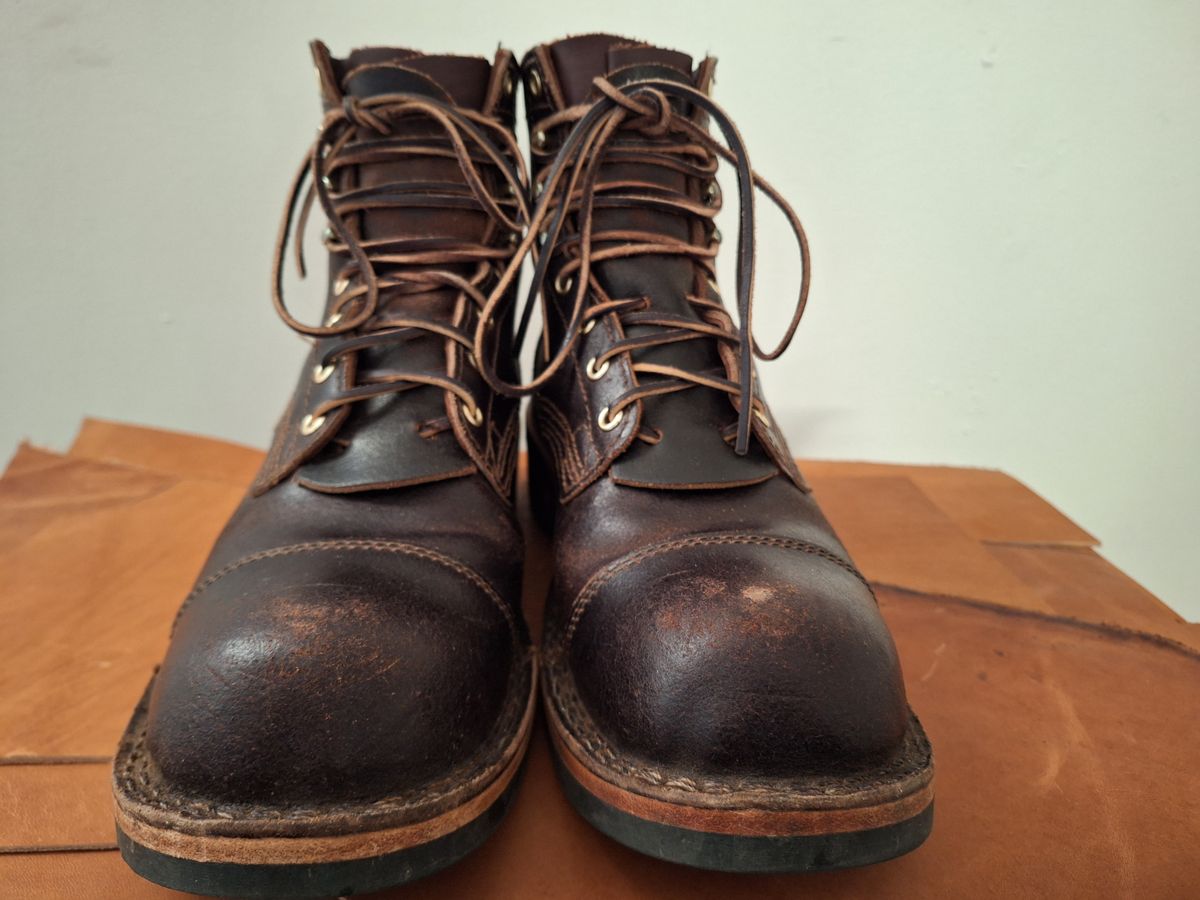 Photo by PatinaTherapist on November 1, 2023 of the Nicks Prospector in Horween Brown Waxed Flesh.