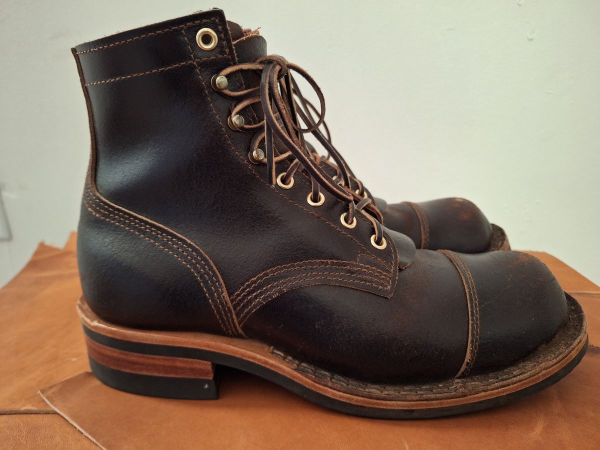 Photo by PatinaTherapist on November 1, 2023 of the Nicks Prospector in Horween Brown Waxed Flesh.