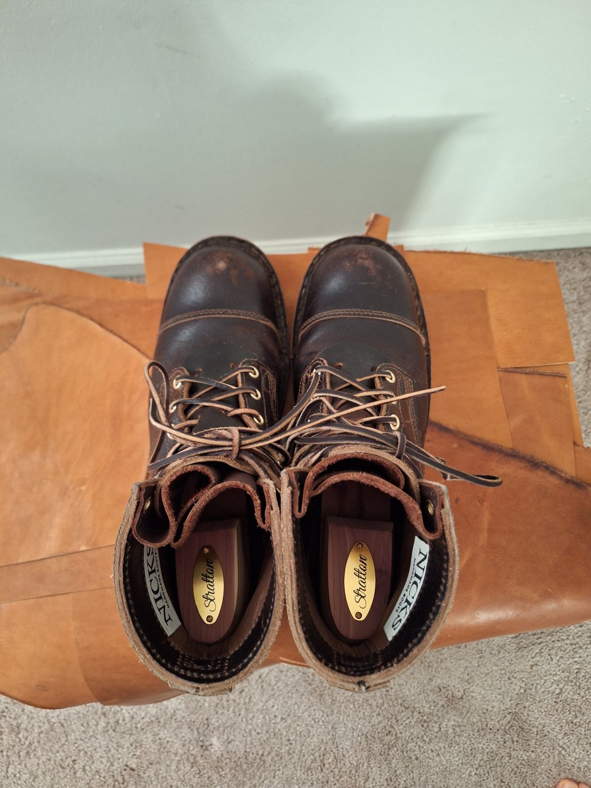 Photo by PatinaTherapist on November 1, 2023 of the Nicks Prospector in Horween Brown Waxed Flesh.