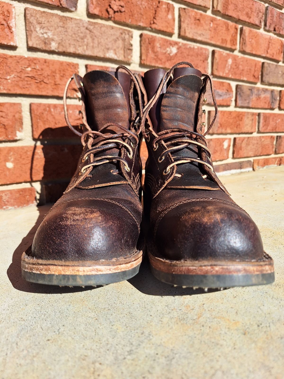 Photo by PatinaTherapist on January 1, 2024 of the Nicks Prospector in Horween Brown Waxed Flesh.