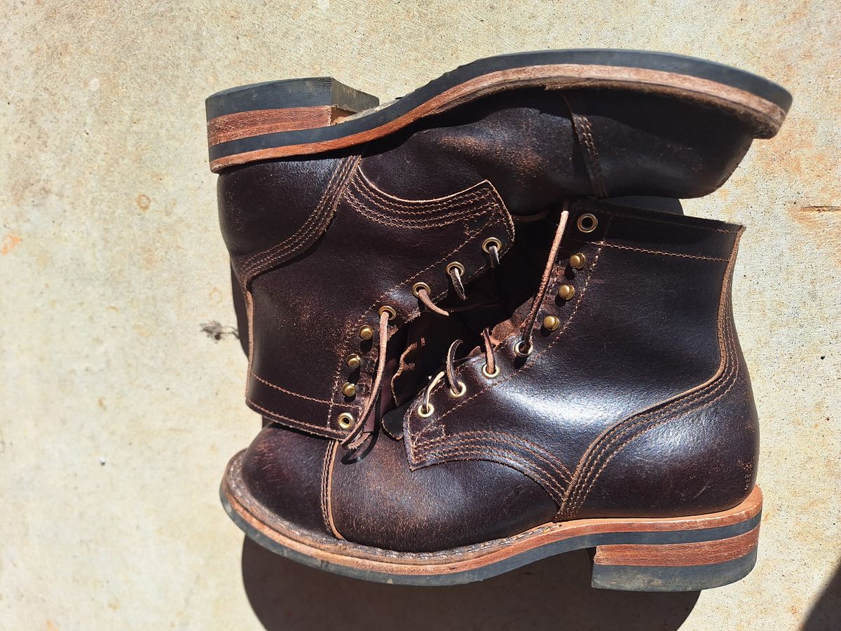 Photo by PatinaTherapist on February 3, 2024 of the Nicks Prospector in Horween Brown Waxed Flesh.