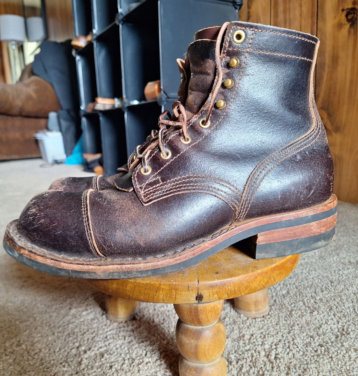 Photo by PatinaTherapist on March 4, 2024 of the Nicks Prospector in Horween Brown Waxed Flesh.