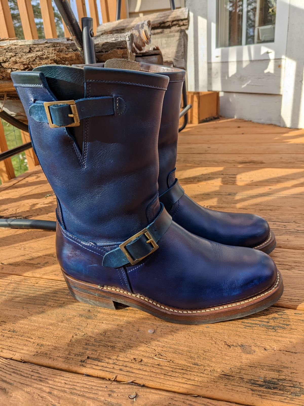 Photo by magicsun87 on December 2, 2022 of the Motor Engineer Boots in Horween Natural Chromexcel.