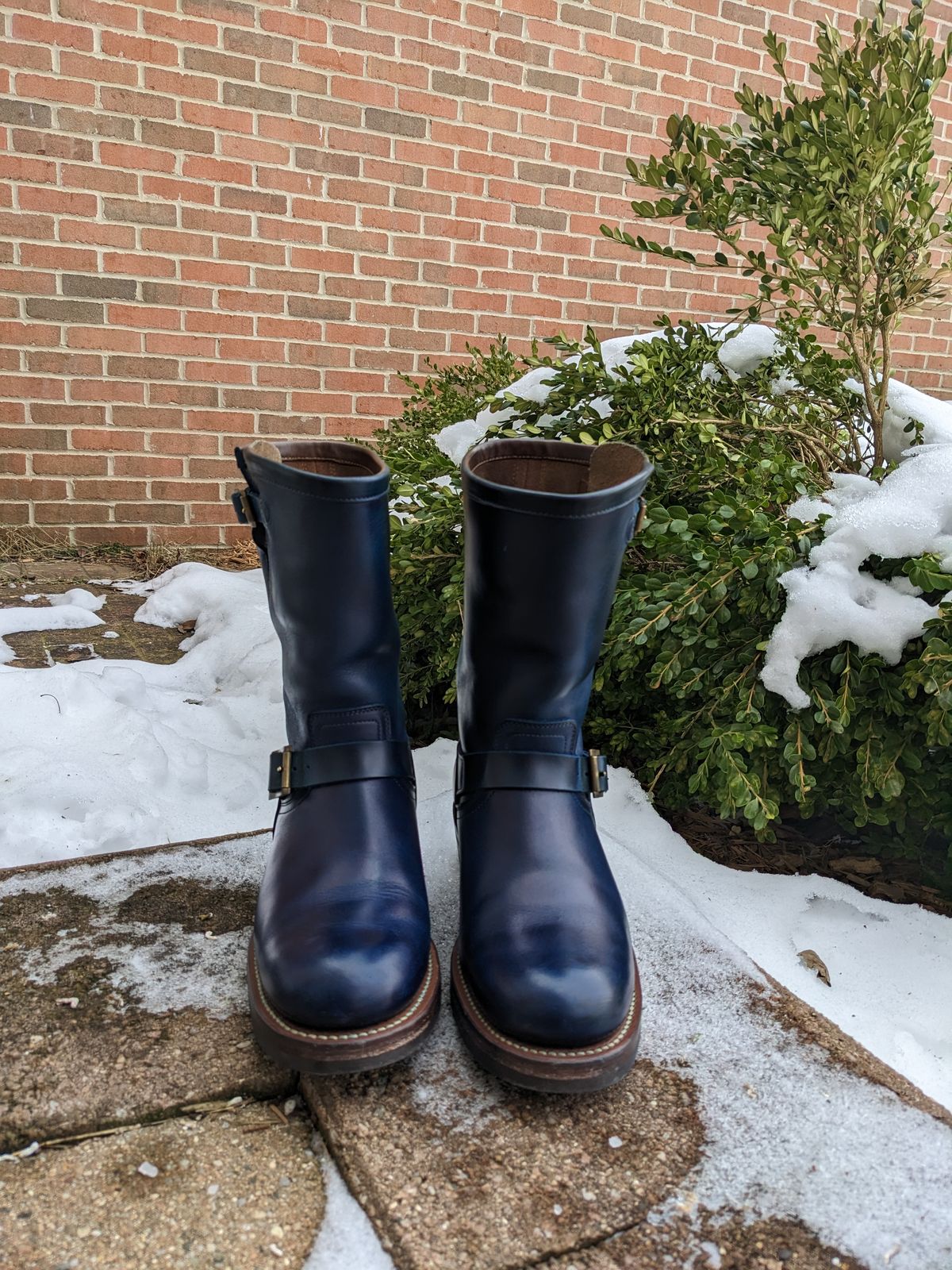 Photo by magicsun87 on February 5, 2023 of the Motor Engineer Boots in Horween Natural Chromexcel.