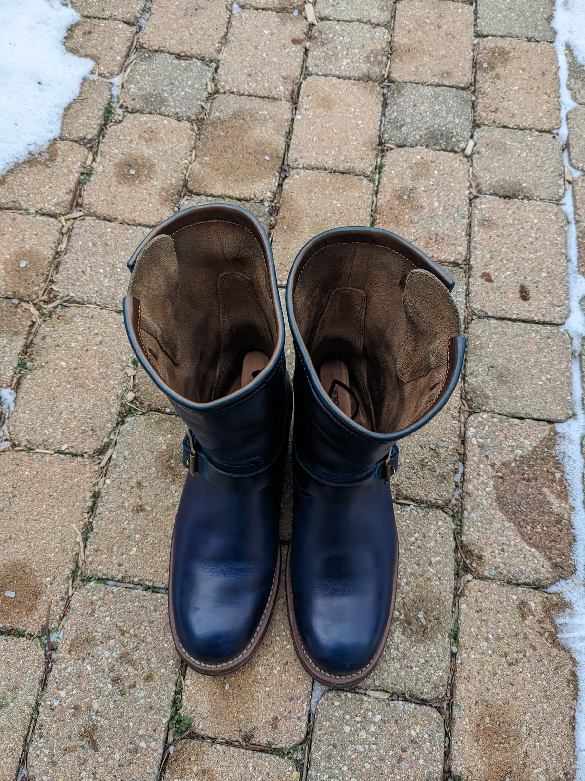 Photo by magicsun87 on February 5, 2023 of the Motor Engineer Boots in Horween Natural Chromexcel.