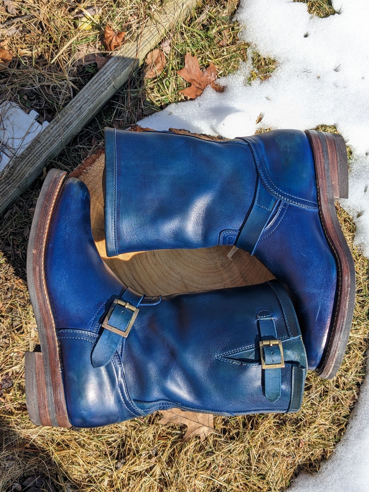 Photo by magicsun87 on March 5, 2023 of the Motor Engineer Boots in Horween Natural Chromexcel.