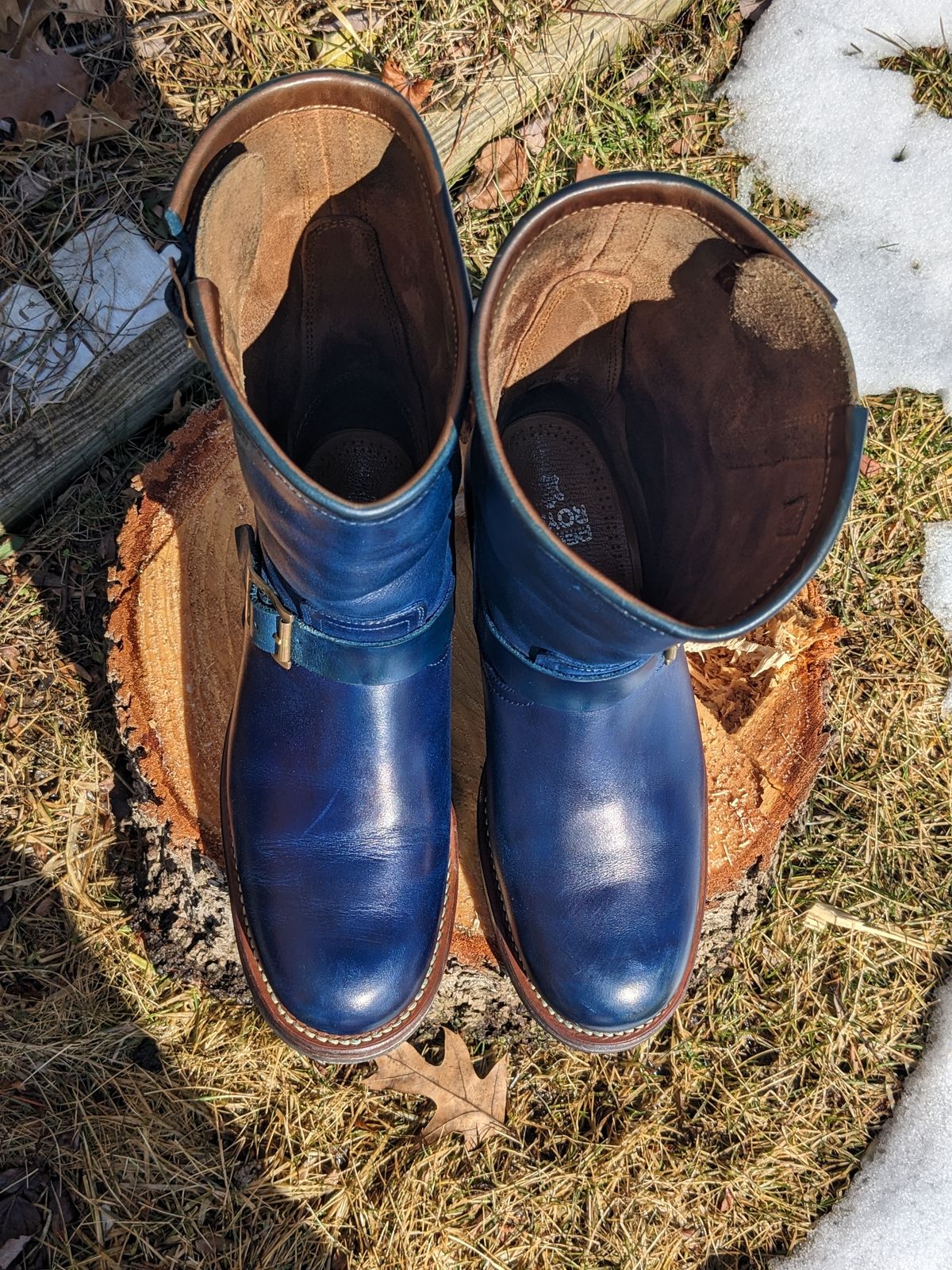 Photo by magicsun87 on March 5, 2023 of the Motor Engineer Boots in Horween Natural Chromexcel.