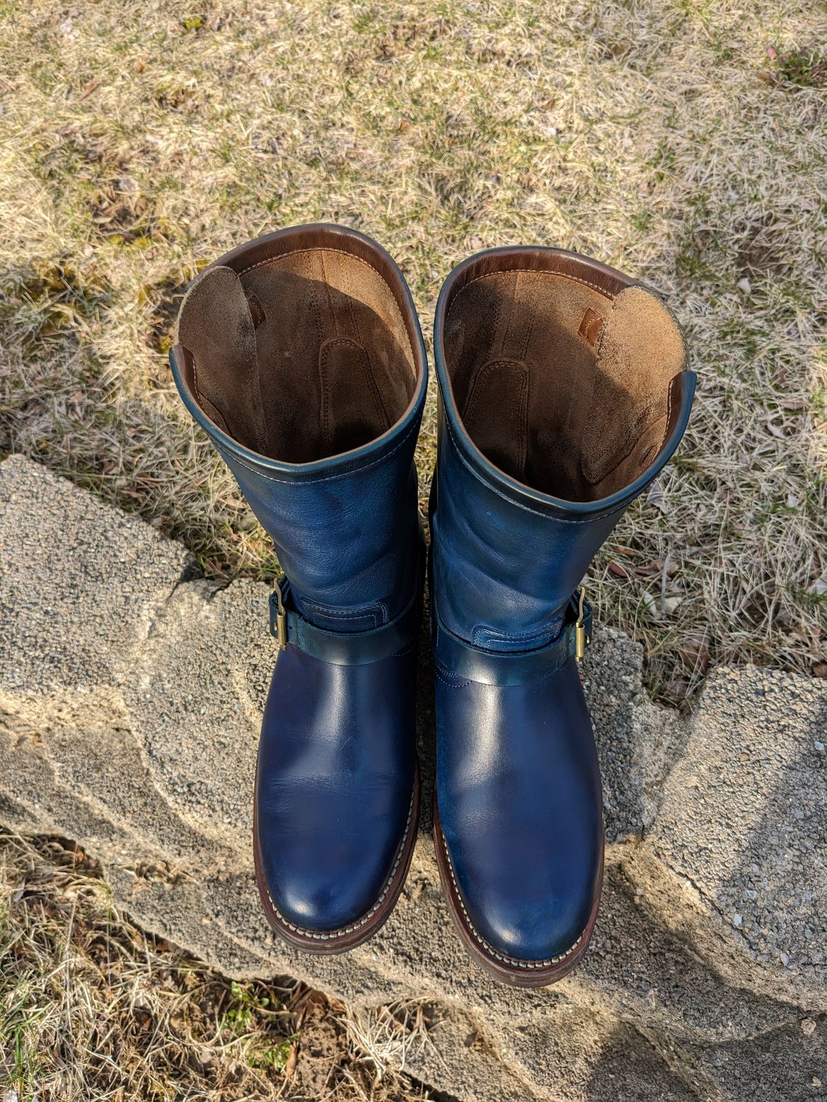 Photo by magicsun87 on April 2, 2023 of the Motor Engineer Boots in Horween Natural Chromexcel.