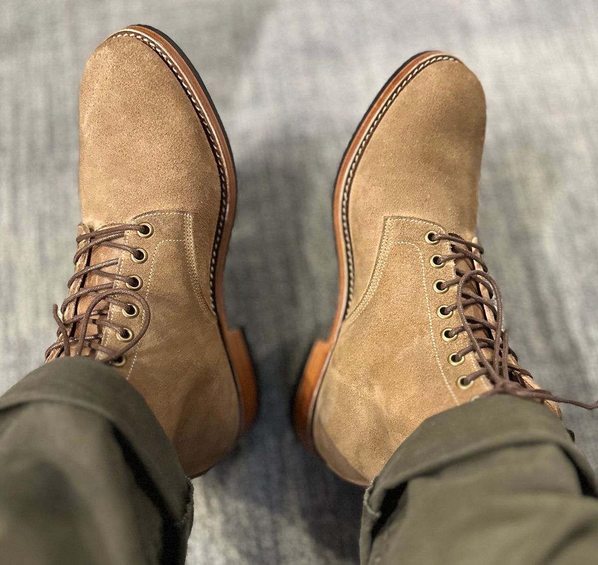 Photo by elkonelmstreet on October 4, 2023 of the Onderhoud SPL02 in Horween Marine Field Roughout.