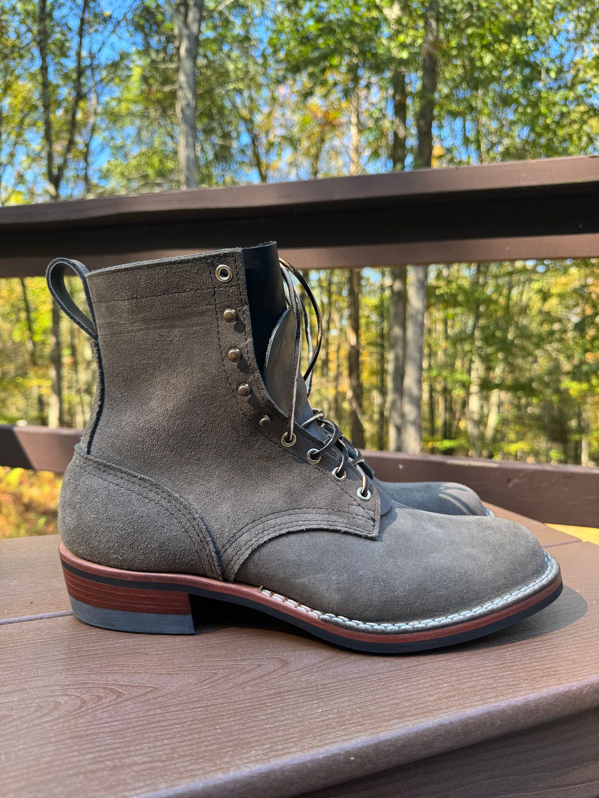 Photo by lugsoul on October 5, 2025 of the Nicks MTO in Seidel 1964 Ash Gray.