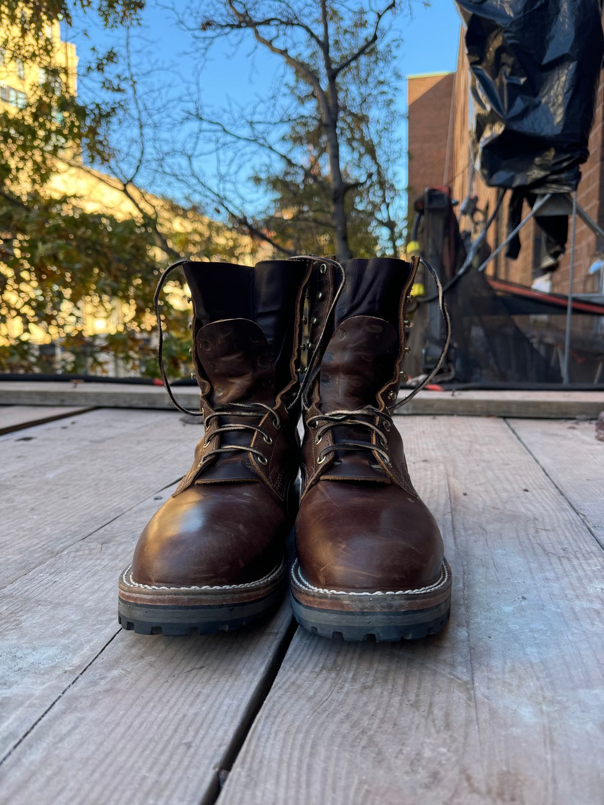Photo by lugsoul on November 3, 2024 of the Nicks MTO in Horween Whiskey Predator.